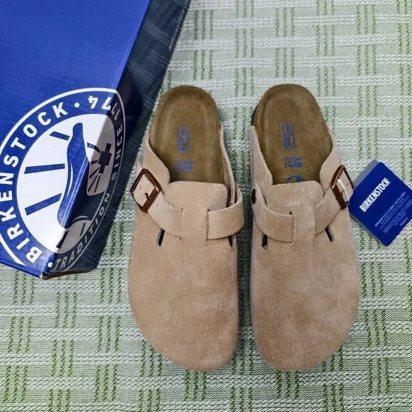 Birkenstock Shoes - 🍭women's Latte Cream Suede Birkenstock Boston Shoes - Narrow Fit